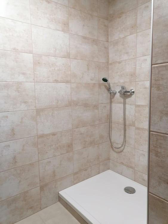 Blatnikov Hram Hotel Dvor Bagian luar foto